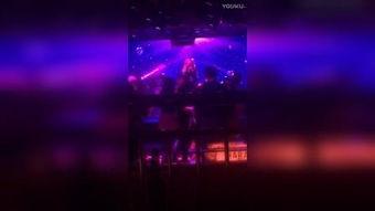 酒吧视频,酒吧里的夜生活剪影
